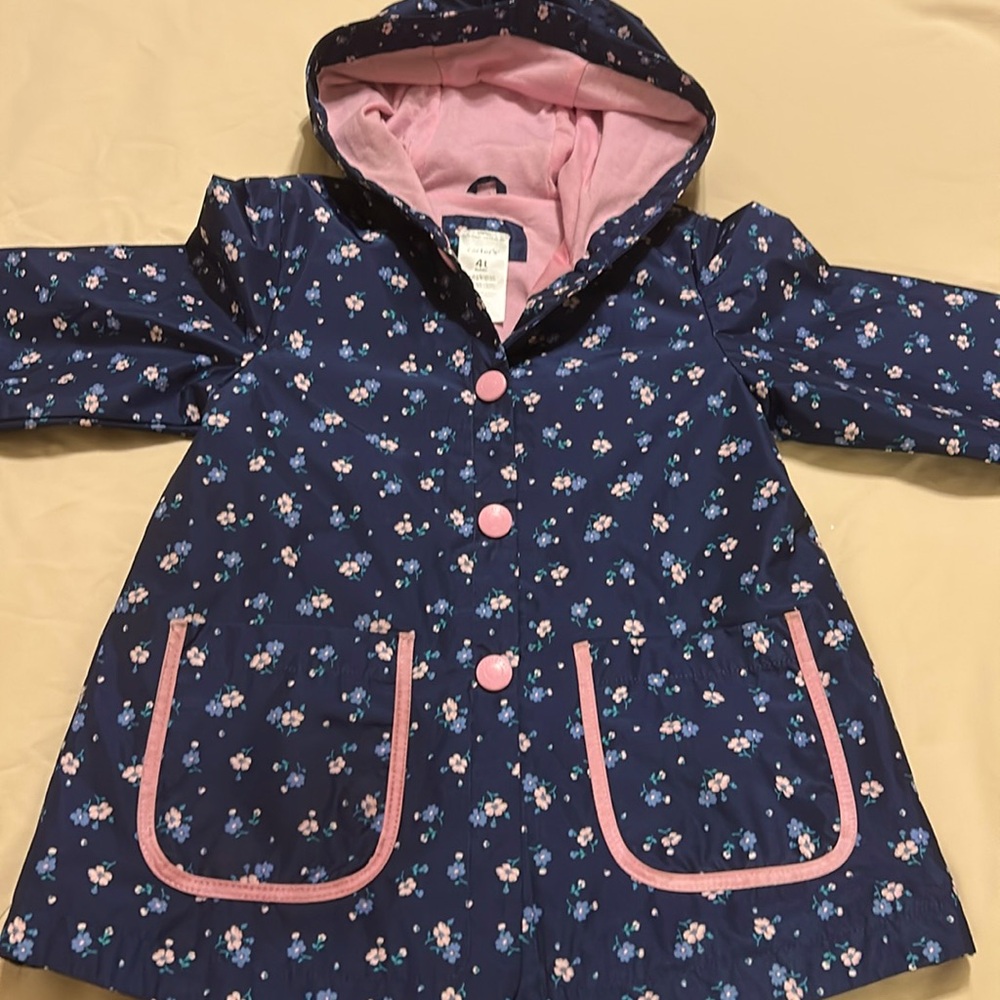 Carter’s 4T floral, hooded rain jacket with pockets. EUC